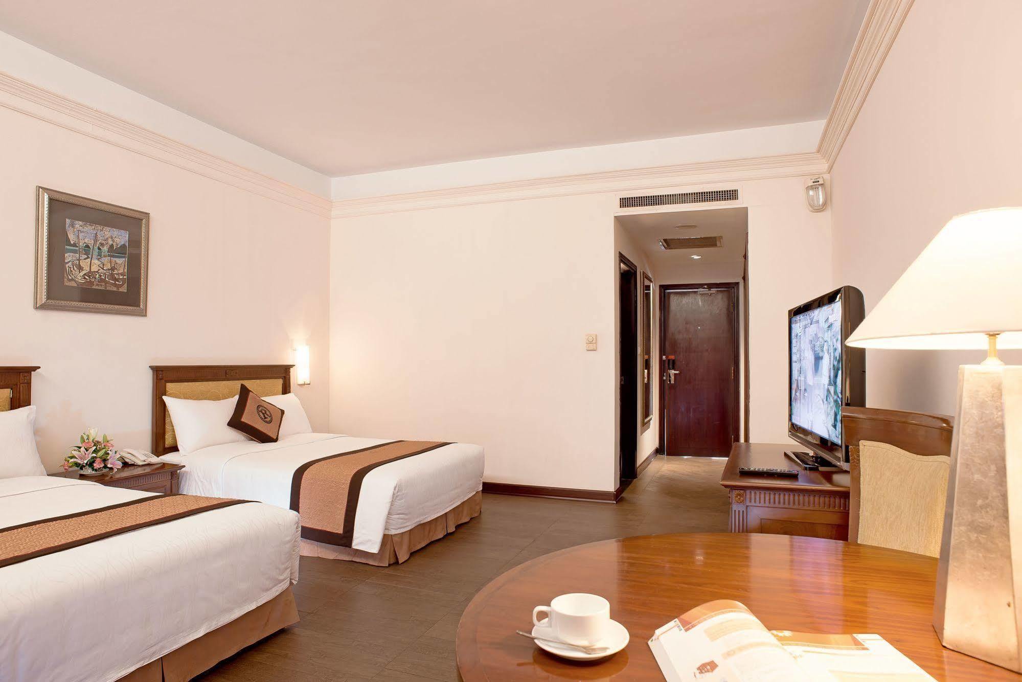 Royal Villas Halong Ha Long Exterior foto